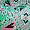 Tesatura crepe de chine din matase naturala - motive geometrice, Roz fondant cu fistic/Verde smarald - imagine 4