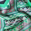Tesatura crepe de chine din matase naturala - motive geometrice, Roz fondant cu fistic/Verde smarald - imagine 6