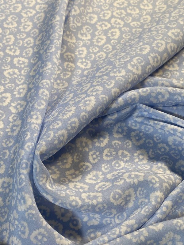 Tesatura din matase naturala - design floral, Bleu pal