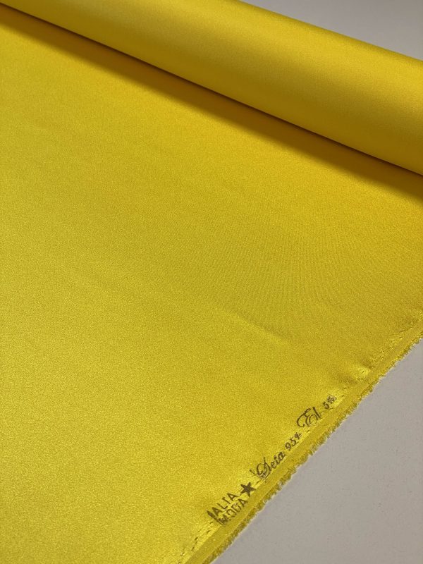 Tesatura Crepe de Chine ,elastica , din matase naturala, dublu face