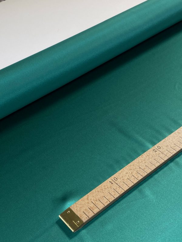 Tesatura Crepe de Chine , elastica, din matase naturala