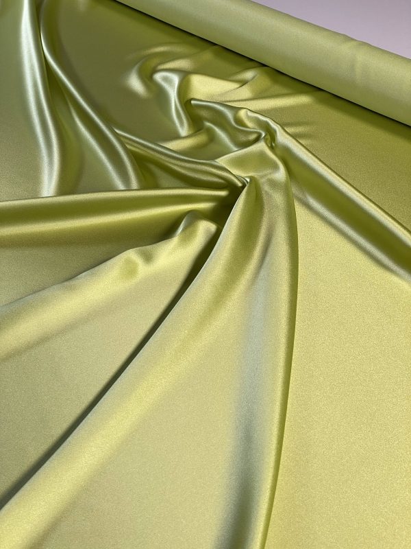 Tesatura Crepe de Chine , elastica, din matase naturala