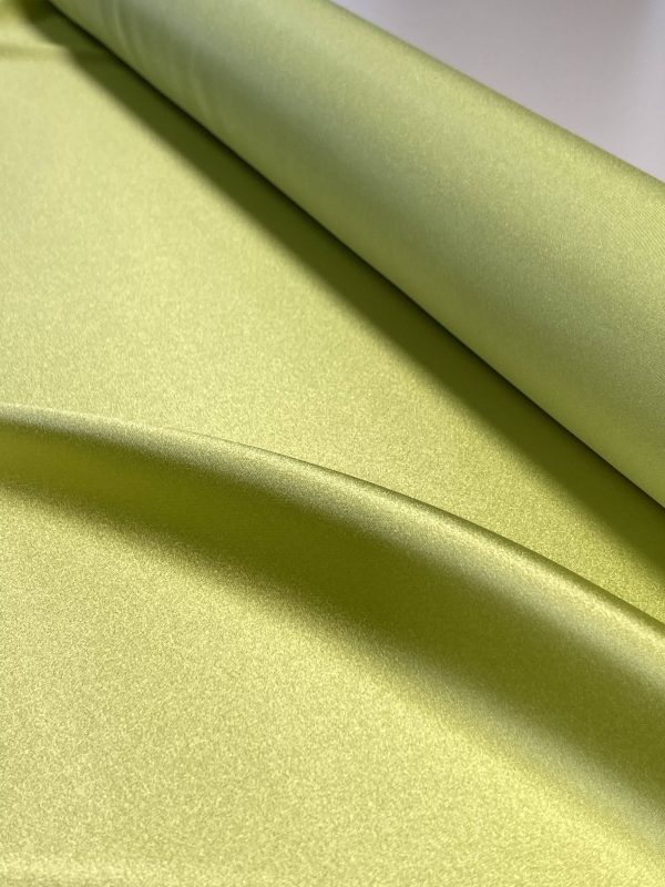 Tesatura Crepe de Chine , elastica, din matase naturala