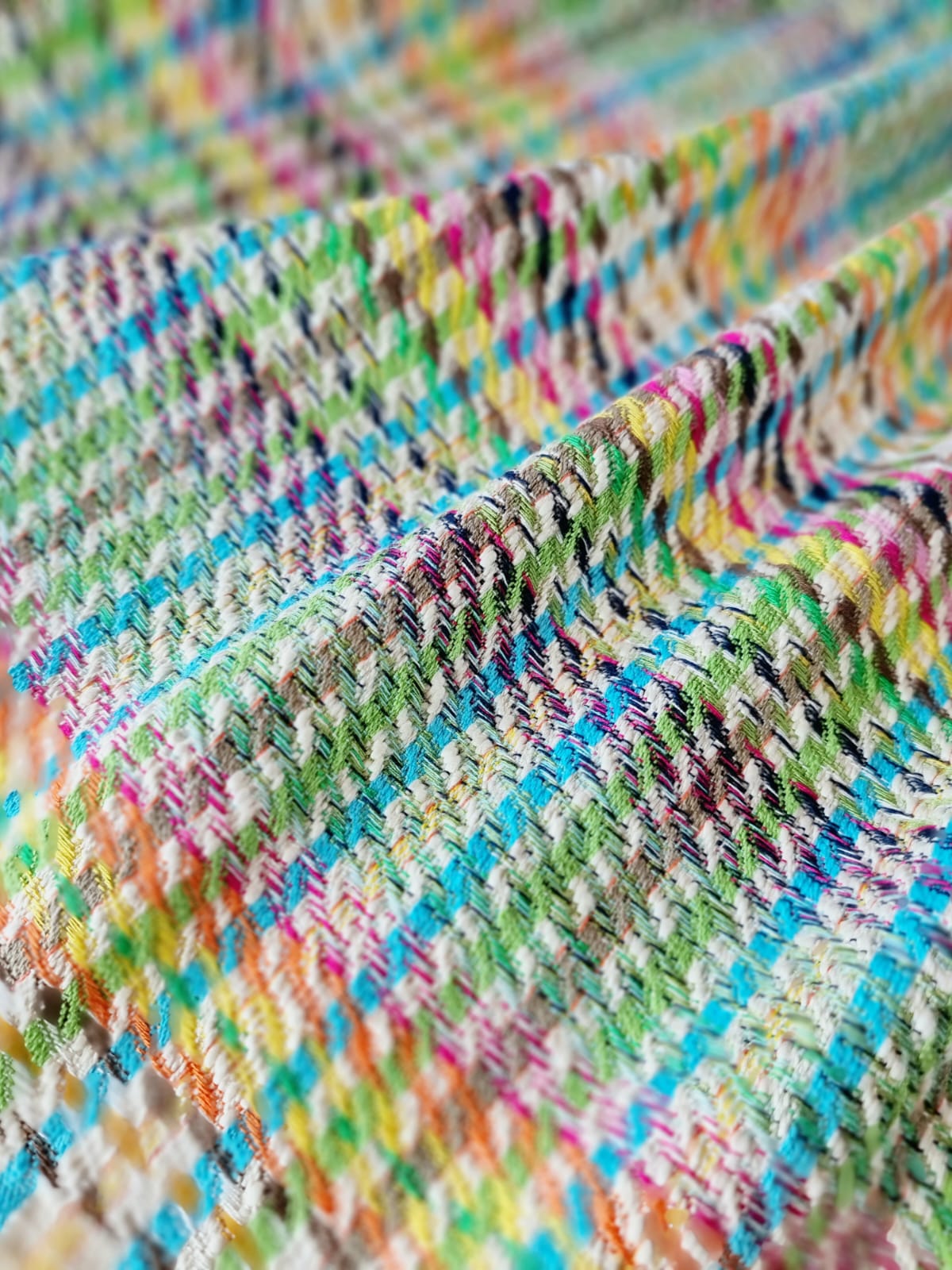 Stofa tweed din bumbac cu viscoza - design fantezie , Multicolor