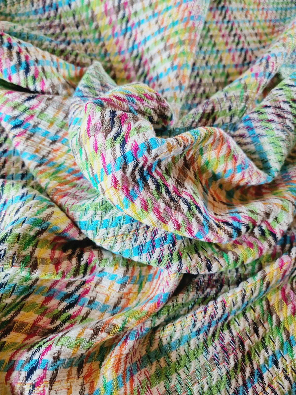 Stofa tweed din bumbac cu viscoza - design fantezie , Multicolor