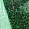 Tesatura cu paiete translucide - design glossy green