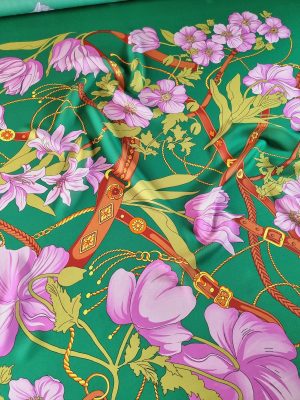 Tesatura din matase  naturala , crepe de chine - tip panou, design floral, Verde - Cyclamen- Galben