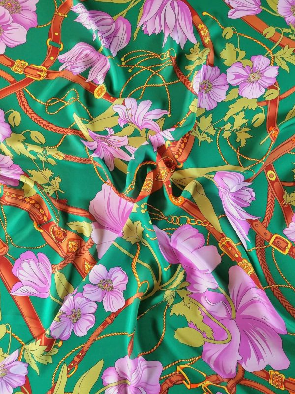 Tesatura din matase  naturala , crepe de chine - tip panou, design floral, Verde - Cyclamen- Galben