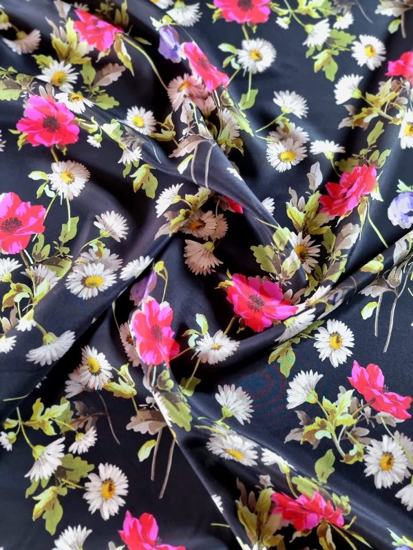 Tesatura din mătase naturala,  crepe de chine - design floral, Multicolor