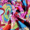 Tesatura din viscoza subțire - design exotic cu flori stilizate, Multicolor