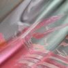 Tesatura jacquard cameleon - design floral, Roz - Gri - Piersiciu , Fond pastel