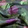 Tesatura jacquard cu suprafața metalizata - design floral, Roz - Cyclamen - Verde închis