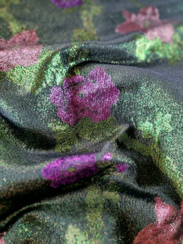 Tesatura jacquard cu suprafața metalizata - design floral, Roz - Cyclamen - Verde închis