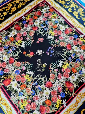 Tesatura twill din matase naturala  - tip panou cu bordura , design floral, Multicolor