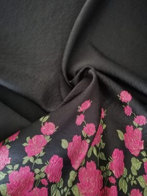 Tesatura jacquard tip panou - design floral , Negru - Cyclamen
