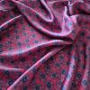 Tesatura din mătase naturală - twill cu design floral, Rosu rubiniu - Albastru