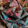 Broderie pe tulle cu paiete