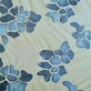Broderie pe tulle