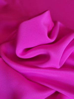 Tesatura din mătase naturală elastică - crepe de Chine, design uni, Cyclamen electric