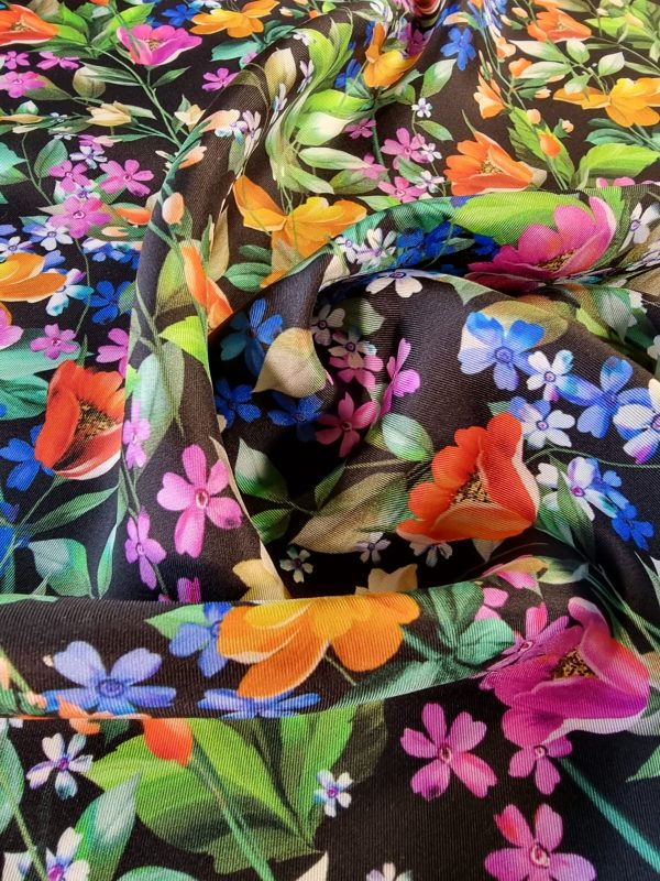 Țesătură twill din matase naturala - design floral