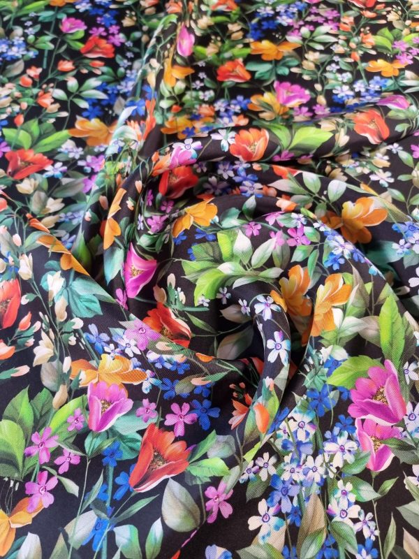 Țesătură twill din matase naturala - design floral