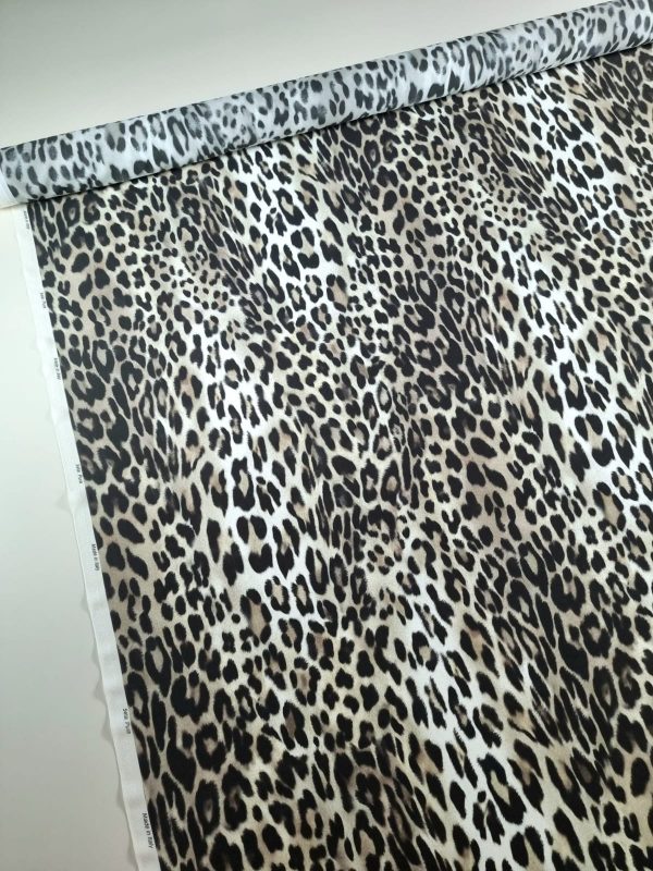 Tesatura voal georgette din matase naturala  - animal print