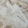 Dantela fina Chantilly - design floral , Alb fildes - imagine 9