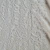 Dantela fina Chantilly - design floral , Alb fildes - imagine 5