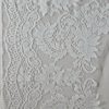 Dantela Chantilly  - design floral, Alb - imagine 3