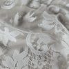 Dantela Chantilly  - design floral, Alb - imagine 7