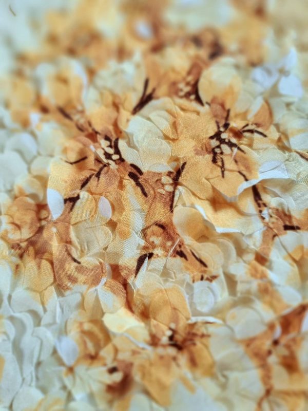 Tesatura brodata cu efect 3D pe suport de tulle imprimat floral, Galben - imagine 2