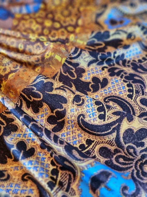 Tesatura twill din matase naturala - design cu bordură laterala și motive etno, Albastru Bej Mustar - imagine 6