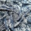 Țesătură din In cu broderie - frunze ginkgo biloba, Bleumarin Alb