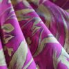 Tesatura jacquard cameleon tip panou - imprimeu cu flori schitate, Cyclamen - Muștar Auriu - imagine 2