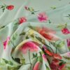 Tesatura voal georgette tip panou din matase naturala cu Imprimeu floral pe nuanțe de roz și fond verde fistic - imagine 4