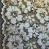 Tesatura premium - Dantela Chantilly design floral cu insertii fir lurex, Alb Auriu - imagine 4