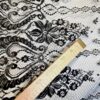Tesatura premium - Dantela fina Chantilly cu design floral , Negru - imagine 3