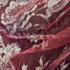 Dantelă Chantilly  - design floral cu bordură laterala,  Roz zmeuriu cu fir metalizat argintiu - imagine 6