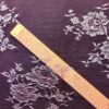 Dantelă Chantilly  - design floral cu bordură laterala,  Roz zmeuriu cu fir metalizat argintiu - imagine 5