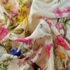Tesatura din matase naturala- tip panou cu imprimeu de flori multicolore pe fond ivoire - imagine 9