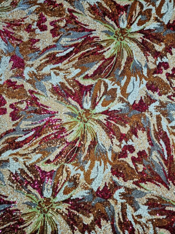 Tesatura bogata cu broderie pe toată suprafața si paiete pe suport de tulle - design floral, Cyclamen / Verde / Cupru - imagine 4