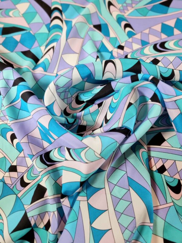 Tesatura crepe de Chine din mătase naturală - design geometric, Bleu / Alb / Negru