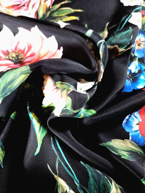 Tesatura crepe de Chine din matase naturală - design floral, Negru / Rosu / Verde / Roz / Albastru - imagine 9