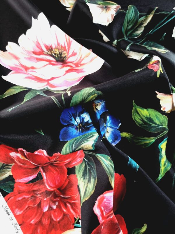 Tesatura crepe de Chine din matase naturală - design floral, Negru / Rosu / Verde / Roz / Albastru - imagine 10
