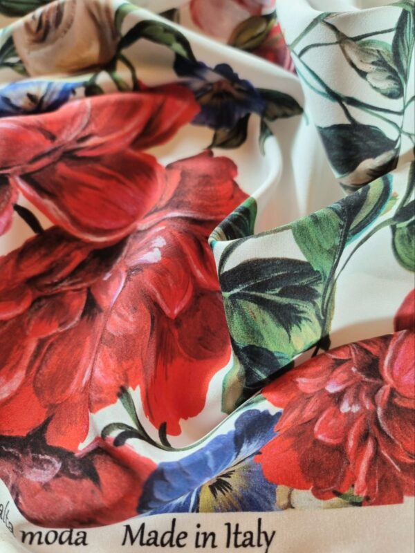 Tesatura crepe de Chine din matase naturală - design floral, Multicolor pe fond Ivoire - imagine 7