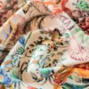 Tesatura crepe de Chine din matase naturală cu imprimeu de flora și fauna marină,  elemente multicolore pe fond Ivoire - imagine 9
