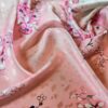 Tesatura Jacquard din matase naturală - imprimeu de grupuri florale,  nuanțe în degrade de roz și verde fistic - imagine 5