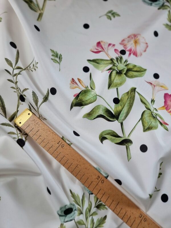 Tesatura tip Tafta cu imprimeu floral dimensionat și buline pe fond Ivoire - imagine 3