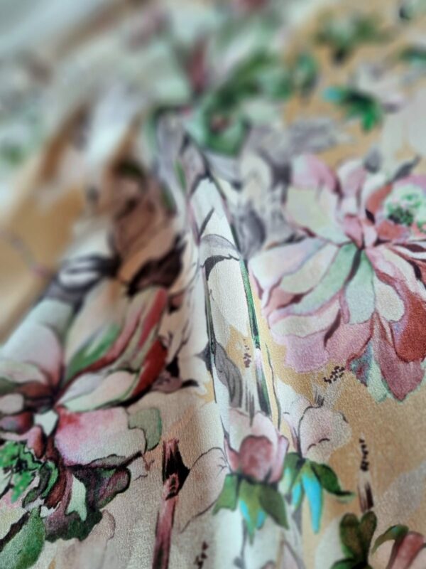 Tesatura Voal din mătase naturală, tip panou - design floral, Pastel - imagine 4