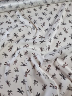 Tesatura din matase naturala Crepe de Chine cu imprimeu de libelule pe fond Ivoire